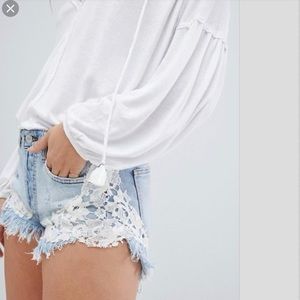 Good Vibes Lace Denim shorts